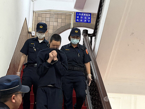 虐死2歲童案二審   繼父求輕判、生母訴請離婚