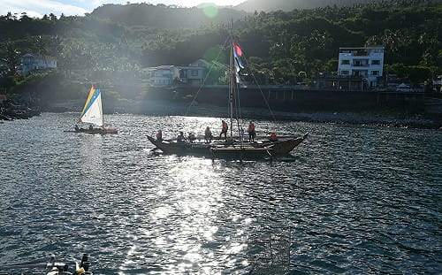 (影)重現南島古老工藝！全國首艘「無釘傳統舟船」環台千里寫歷史