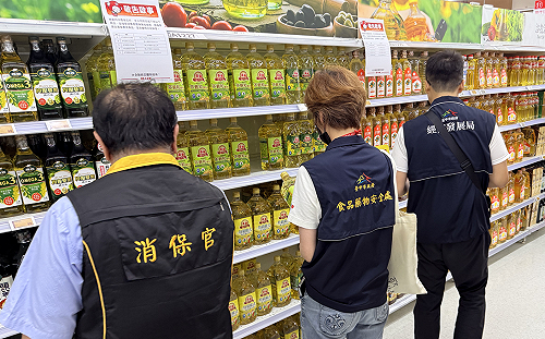 「苯駢芘」問題油災情擴大！中市跨局處清查下架  首波公布224知名業者踩雷