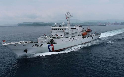 中國海警再現台灣東部海域！海巡署派艦全程盯防　嗆中方「無主權權利」