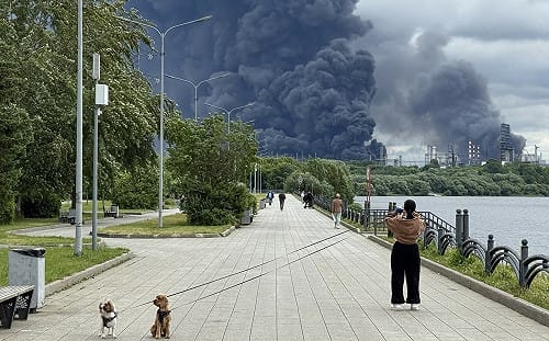 (影) 40天行動更深入！西伯利亞首發無人機警報 油庫、機場與軍事基地挨轟 
