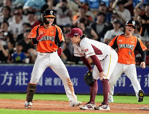 朱迦恩9局上續命追平安　獅隊延長賽斬猿奪3連勝