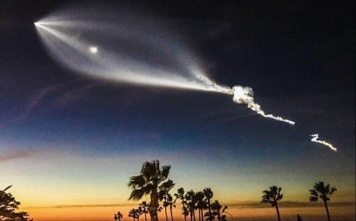 （影）美軍基地3度遇襲畫面曝光! 伊發射罕見「泥石」飛彈射向約旦