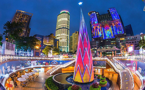 南部民眾旅遊新選擇！台鐵帶你放天燈、玩翻新北耶誕城