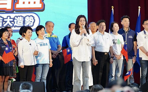 花蓮泛藍分裂　鄭麗文、盧秀燕籲挺「正藍軍」邱淑貞