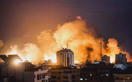 (影) 剛警告就開炸! 美軍18飛彈再轟革命衛隊基地 白宮爆內部戰略危機