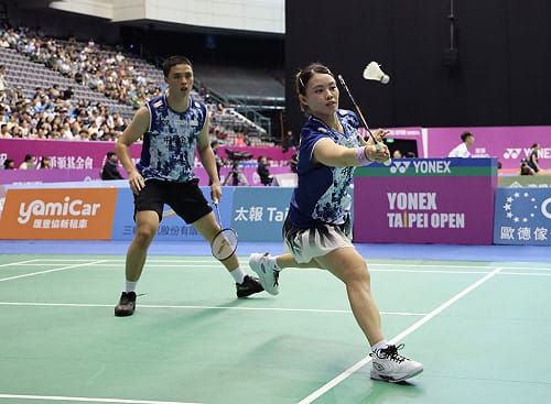 戀人羽球有利弊　吳冠勳、李佳馨台北賽混雙晉4強