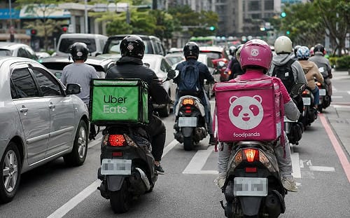 外送疊單爭議產業工會發聲  學者：新法上路後視影響檢討成共識
