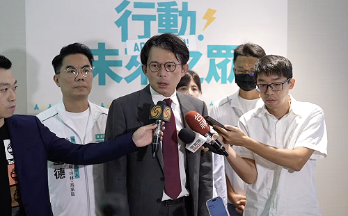 卓榮泰才稱遭刪預算、今赴屏東勘災　黃國昌酸：狠打自己一巴掌