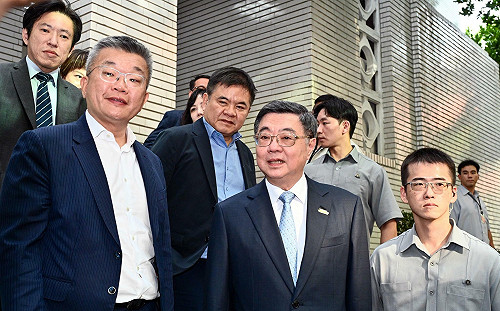 還是不去議場致意！卓揆在立院這個會期最後一天只拜會韓國瑜