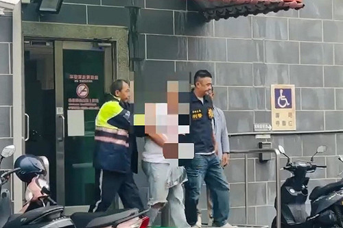 台南餐飲名店遭潑整袋活體蟑螂　警逮1男檢方聲押