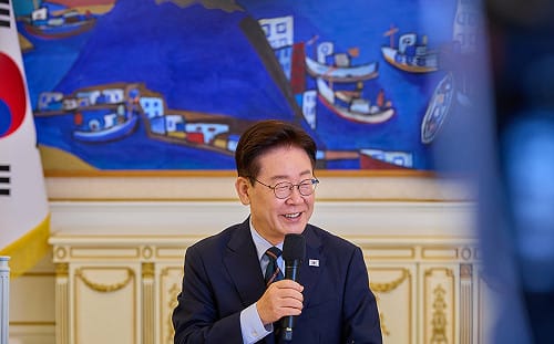 大幅度人事改組仍沒用？  韓國總統李在明支持度再創新低！