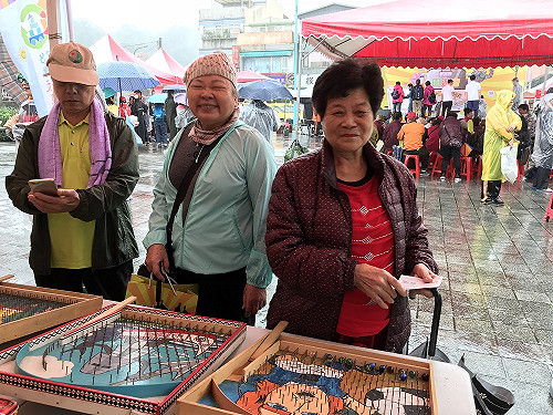 健腦巴士進瑞芳 助長者健腦、篩檢失智