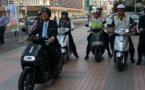 選舉來了！李應元： 嘉市汰換二行程機車達標就給1億補助