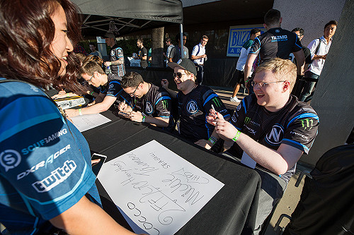 《鬥陣特攻》OWL人氣大比拚 達拉斯燃料穩居第一