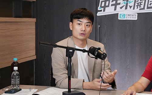 揭沈伯洋「國定假日協商有結論」是謊言　殷瑋：支不支持一翻兩瞪眼
