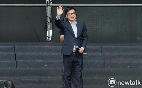 對蔣萬安有3個感謝 陳其邁狂酸：快去跟沈伯洋辯論