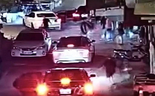 金門當街持刀追砍！20多人追殺1人 33歲主嫌羈押禁見