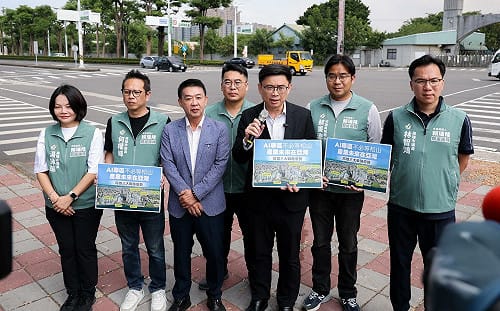 擁「地便便、電全全、人齊齊」三大優勢  賴瑞隆打造高雄大亞灣AI專區