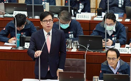 推動高雄第二國際機場規劃　 陳其邁：完善南部航空運輸布局  