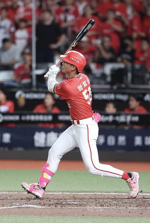 曾聖安超前3分砲寫紀錄　助味全龍台灣大賽2連勝