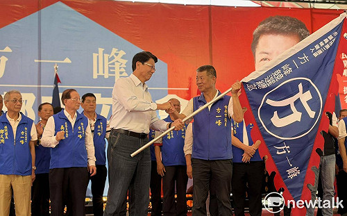 謝龍介行程滿檔深入基層　南區掃街宣福利  誓言掃除官商勾結