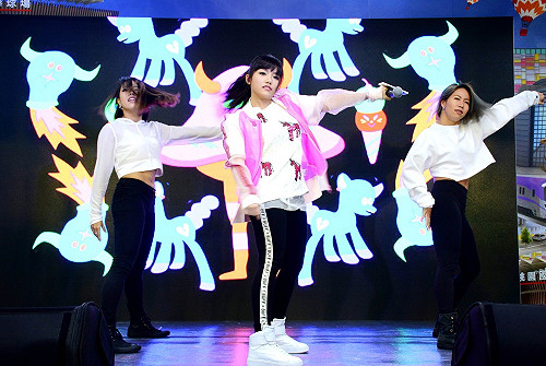 謝金燕開場 跨年晚會桃園卡司六都最強