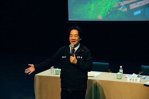 賴揆打算再修勞基法？政院：長期性的政策