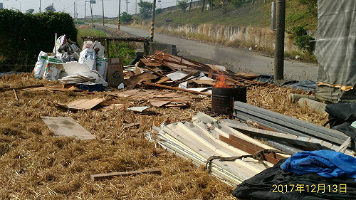 防空汙 嘉義民眾露天燒稻草挨罰