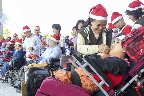 人物狂想曲》27年春青攏底「嘉」 滿修女 笑拿Q字身分證