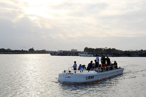 台南運河遊船重新啟航　李孟諺：帶動安平觀光發展