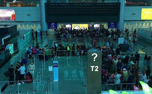 快訊》桃機2航廈突停電  櫃台行李輸送帶全停擺