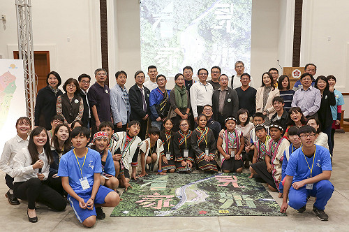 用空拍機看見家鄉的情感 留住人才在原生地工作