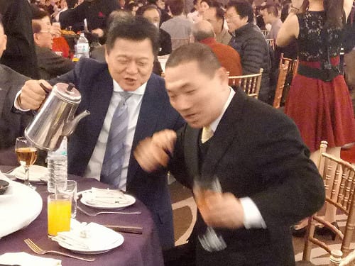 獨家》3天內二度「同框」 侯友宜婉拒周錫瑋「服務」