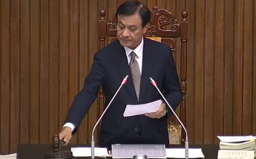 立院三讀通過兒少教育帳戶條例  政府與家長每年共存3萬元協助脫貧