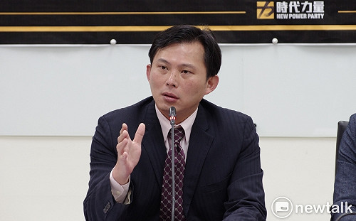 為勞基法抗爭決策內鬨？黃國昌：模糊焦點  見縫插針