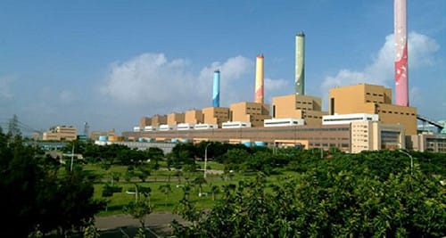 台電機組故障又逢天晴 供電估連亮2橘燈