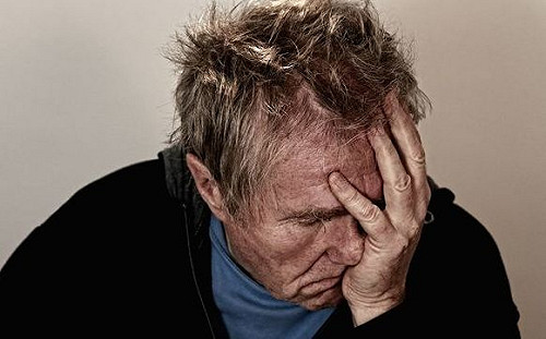 高齡化伴隨老年憂鬱  預防長輩「自我忽略」是關鍵