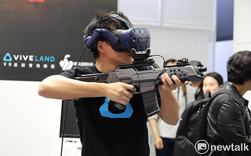 台北電玩展》玩家區首日強作壓境  VR成焦點
