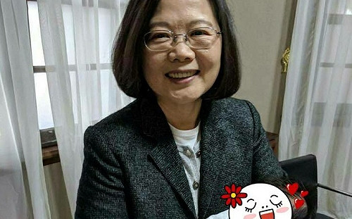 邱垂貞外孫彌月 融化了蔡英文、邱義仁