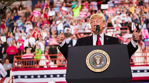 誰最愛轉傳垃圾訊息？牛津大學：川普支持者