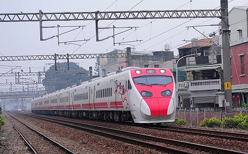 花蓮大震！台鐵加開樹林花蓮往來列車