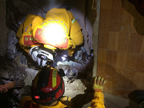 雲翠搶救第80小時 持續搜救陸客一家五口