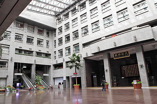 砍年金效應? 去年辭職公務員2092人