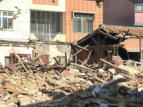 新竹太原第今早遭強拆  文史工作者已報警前往制止中