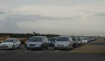 大年初一人潮往墾丁 每小時流量2500輛次