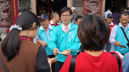 陳其邁：三大發展計畫  振興觀光產業行銷大旗美