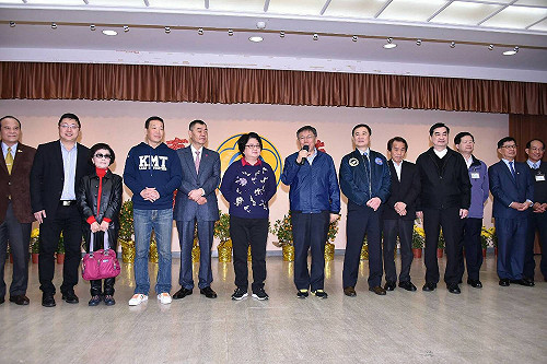 柯文哲出席議會新春團拜  綠營議員只來一個