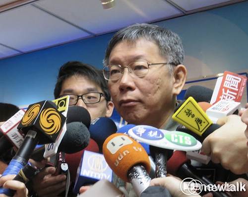 張顯耀質疑燈節違約 柯文哲反酸：沒認真看合約