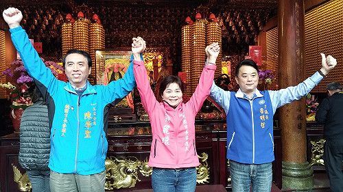 藍祈福參拜啟航  3桃園市長參選人爭取支持